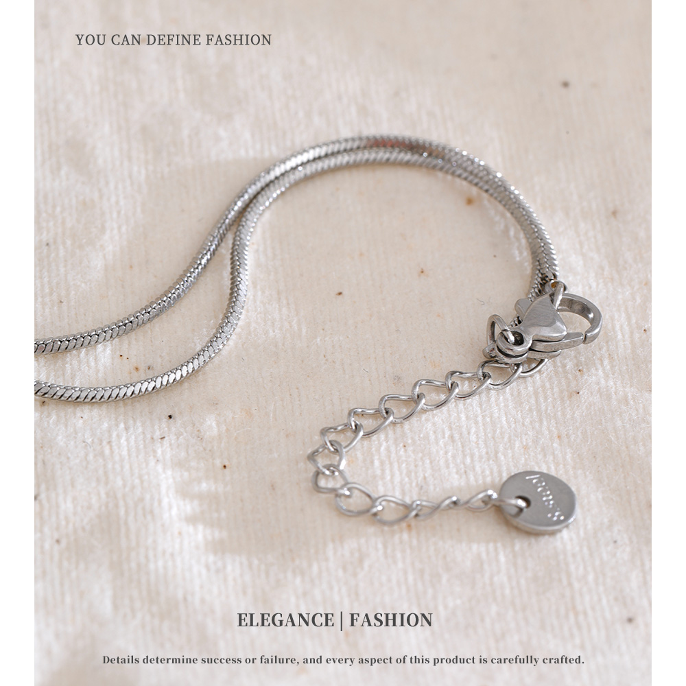 สร้อยคอสแตนเลส NiNice พร้อมจี้ - Birth Flower Necklace บทวิจารณ์และราคา
