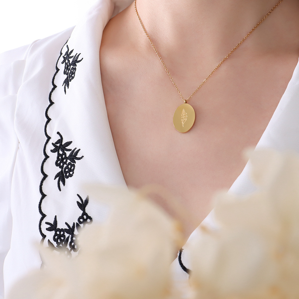 Ins ใหม่สแตนเลสสตีลสองด้านแกะส - Birth Flower Necklace บทวิจารณ์และราคา